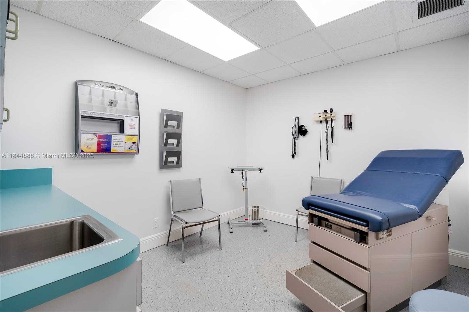 Small Image of 13005 SOUTHERN BLVD #221, Loxahatchee Number 8