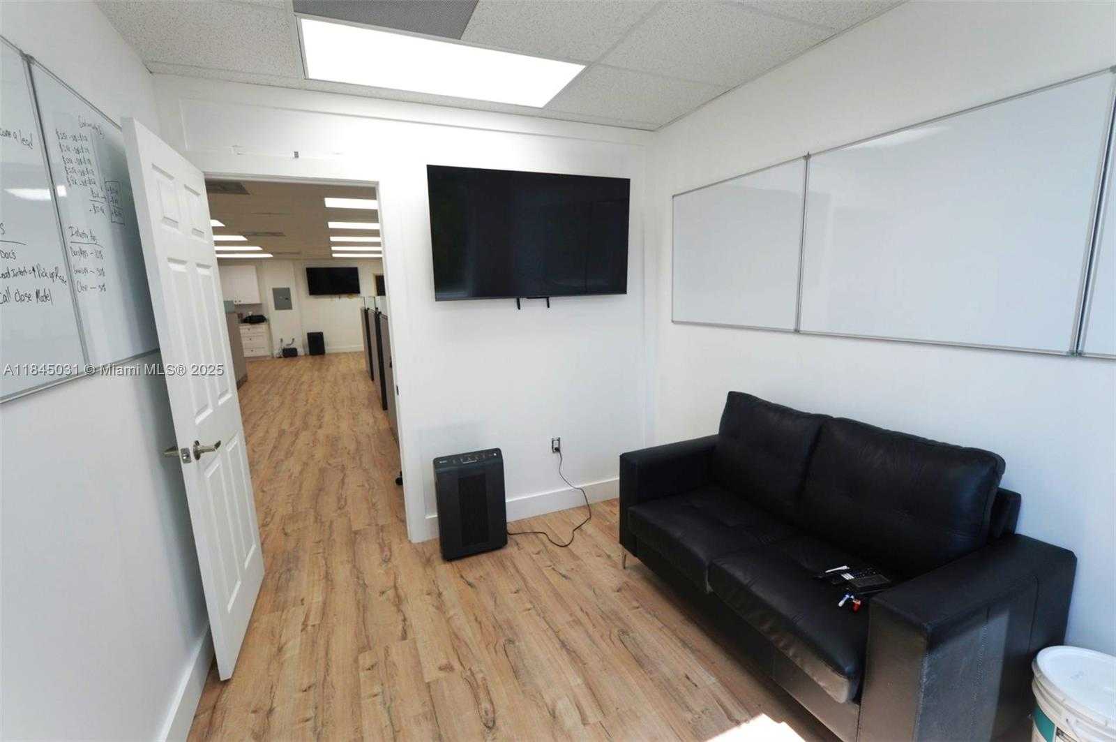 Small Image of 13595 SOUTH WEST 134TH AVE #203, Miami Number 11