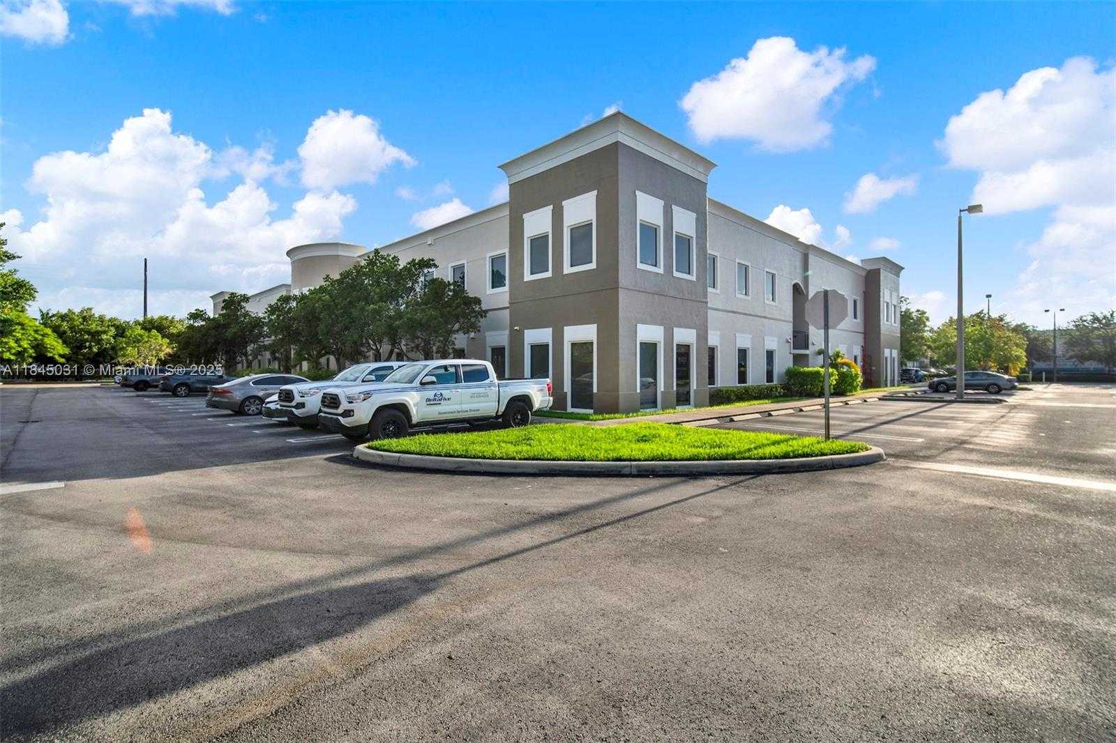 Small Image of 13595 SOUTH WEST 134TH AVE #203, Miami Number 2