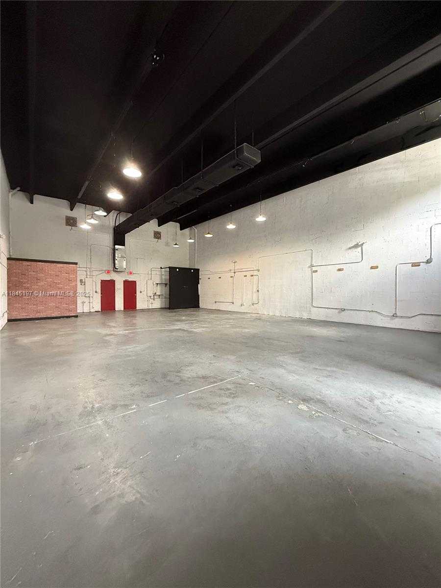 Small Image of 10181 NORTH WEST 58TH ST #2A, Doral Number 3