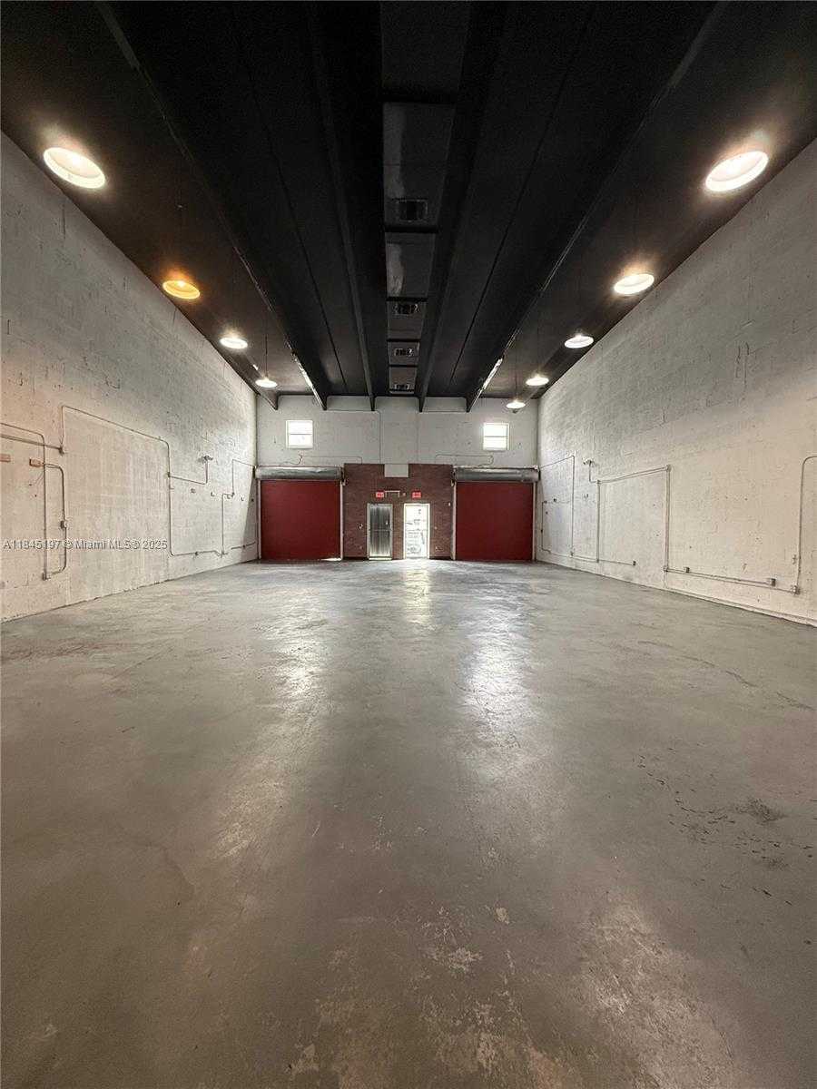 Small Image of 10181 NORTH WEST 58TH ST #2A, Doral Number 4