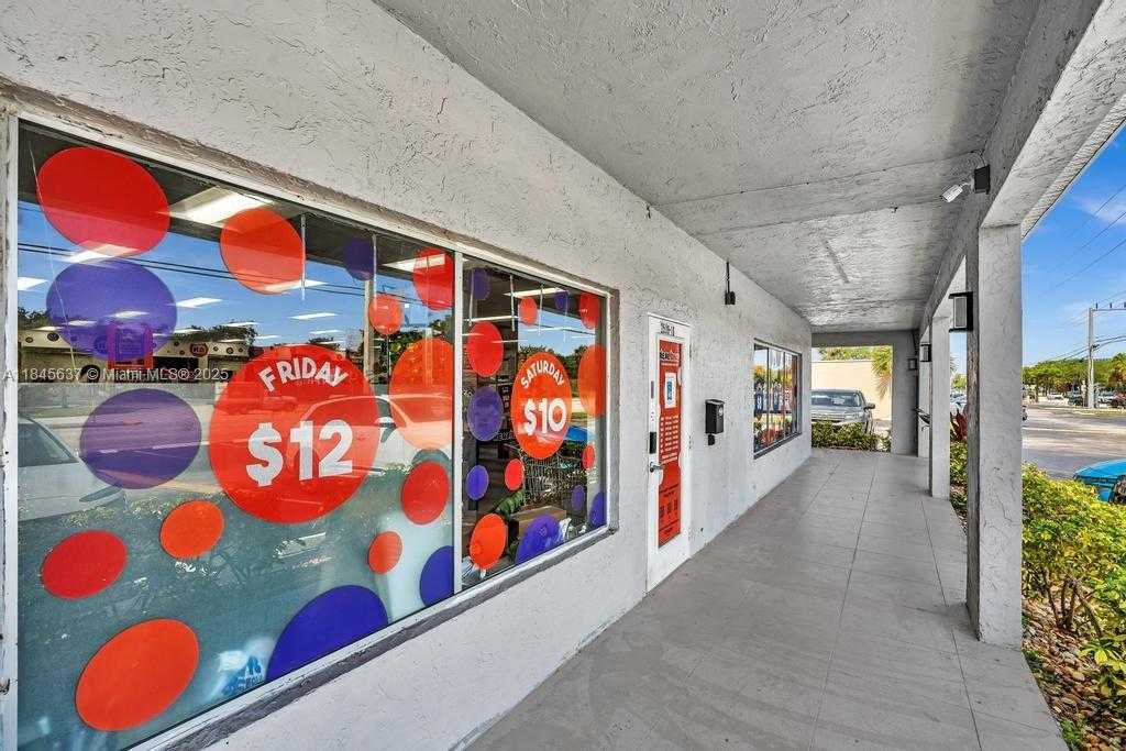 Small Image of 2450 WEST OAKLAND PARK BLVD, Oakland Park Number 20
