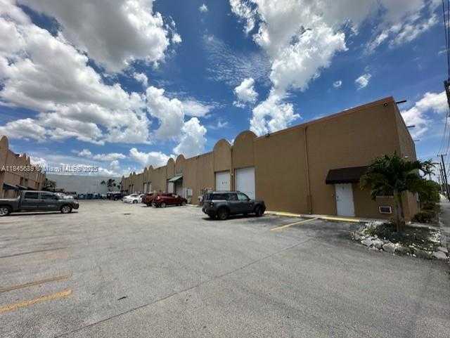 Small Image of 1723 WEST 37TH ST #4, Hialeah Number 4