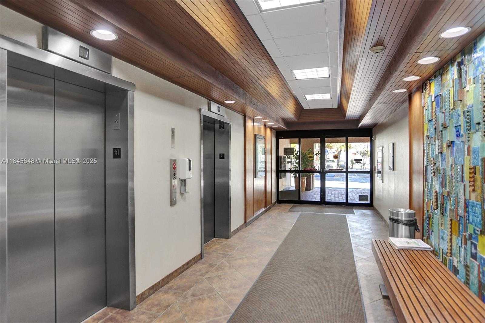 Small Image of 5915 PONCE DE LEON BLVD #18, Coral Gables Number 22