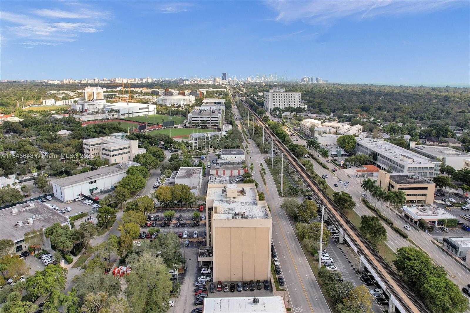 Small Image of 5915 PONCE DE LEON BLVD #18, Coral Gables Number 38