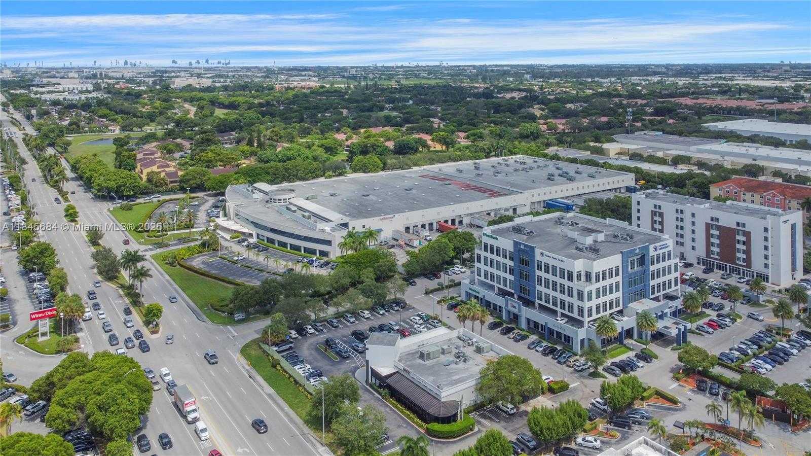 Small Image of 3905 NORTH WEST 107TH AVE #107, Doral Number 5