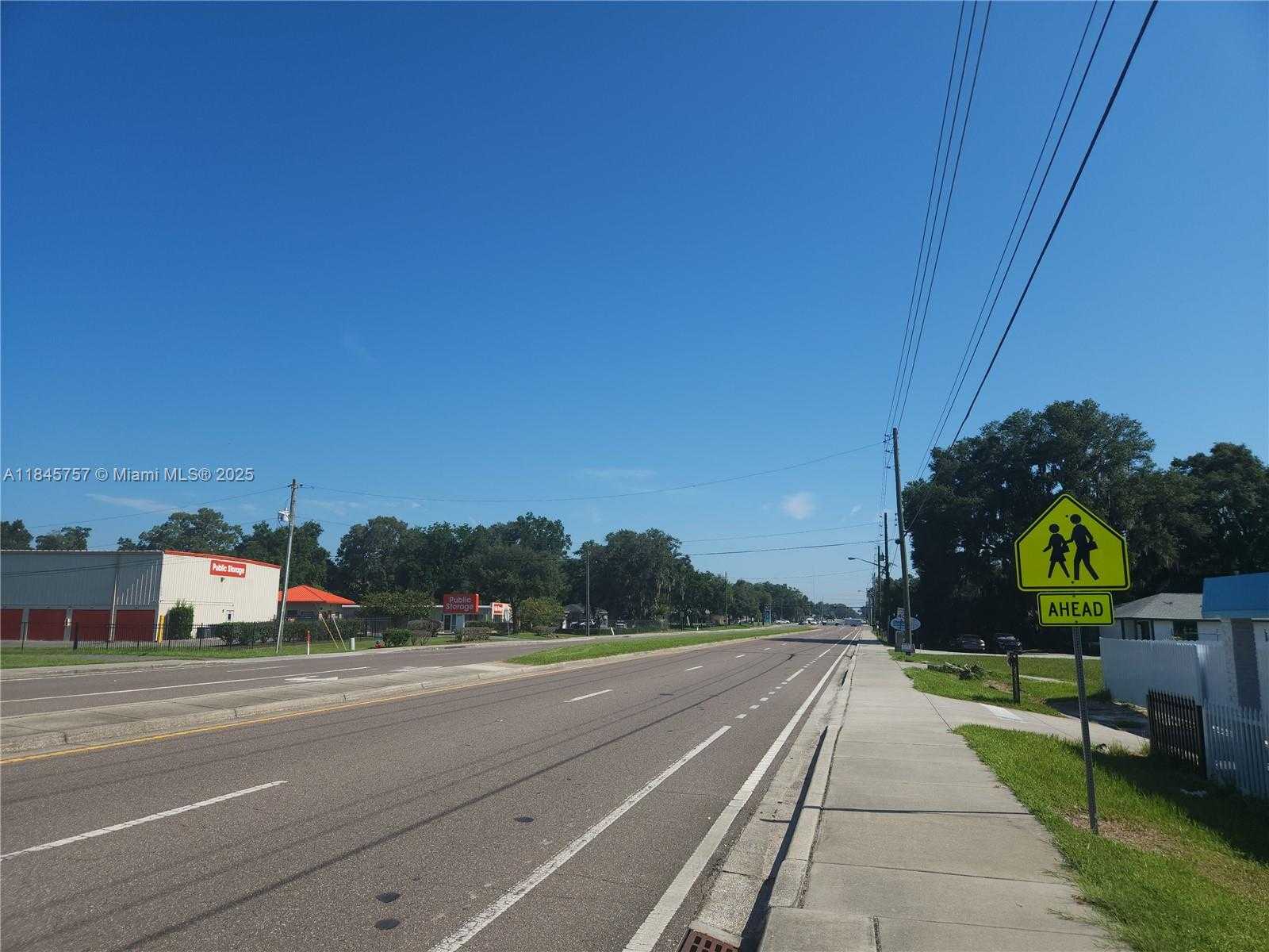 Small Image of 1007 NORTH EAST 25TH ST, Out of City Number 5