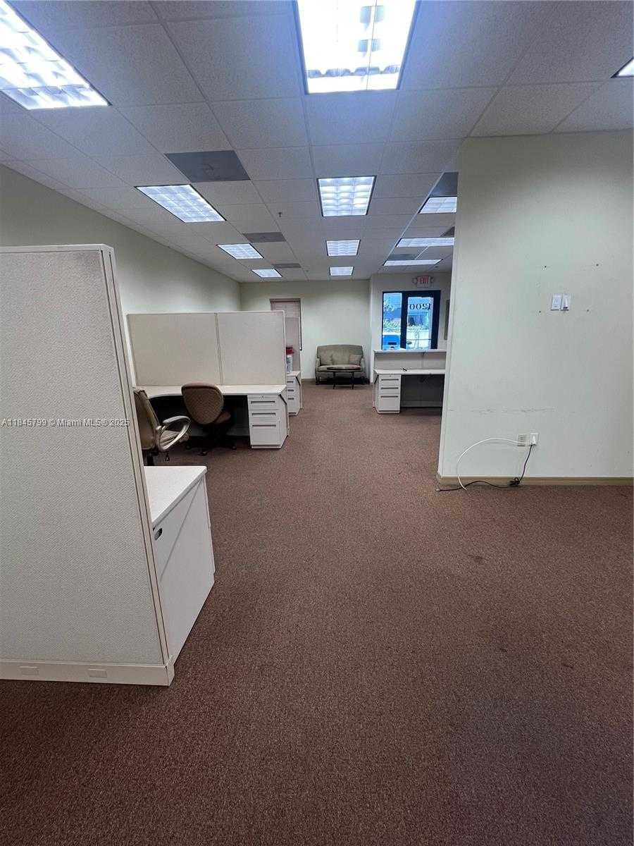 Small Image of 2875 JUPITER PARK DR #1200, Jupiter Number 5