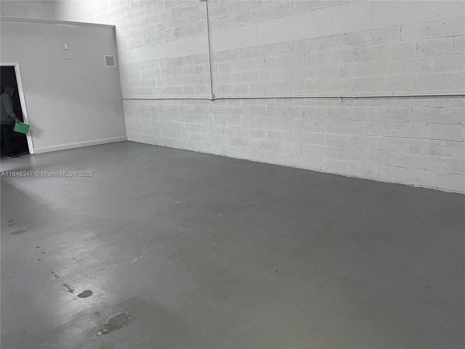Small Image of 5941 NORTH WEST 176 ST #2, Miami Gardens Number 5