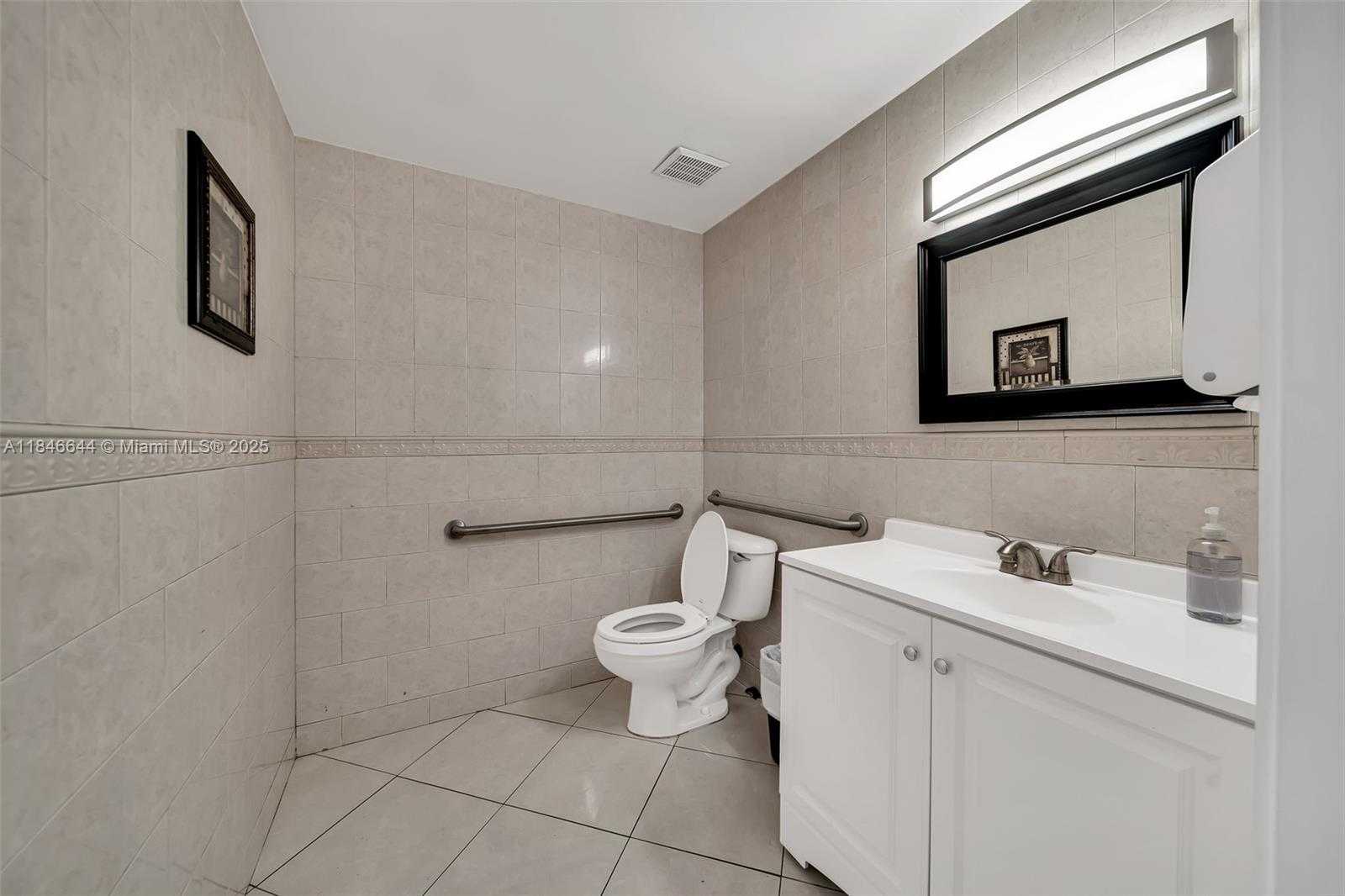 Small Image of 8224 NORTH WEST 30TH TER #24, Doral Number 38