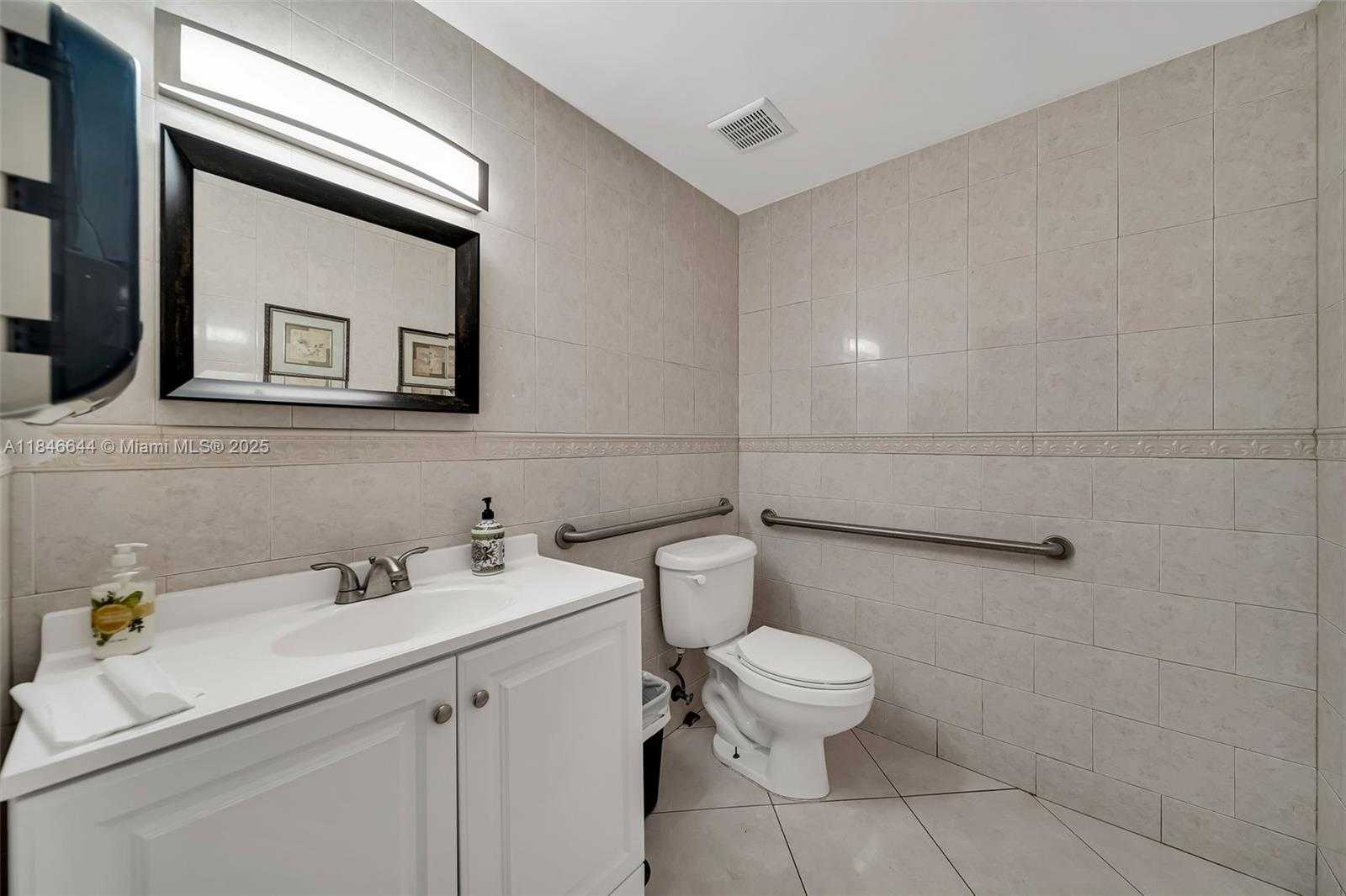 Small Image of 8224 NORTH WEST 30TH TER #24, Doral Number 39