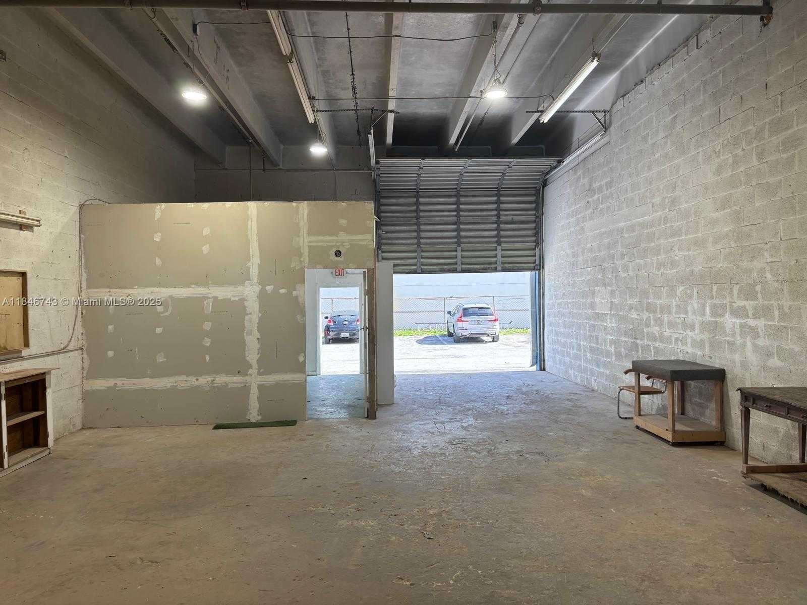 Small Image of Opa-Locka Number 6