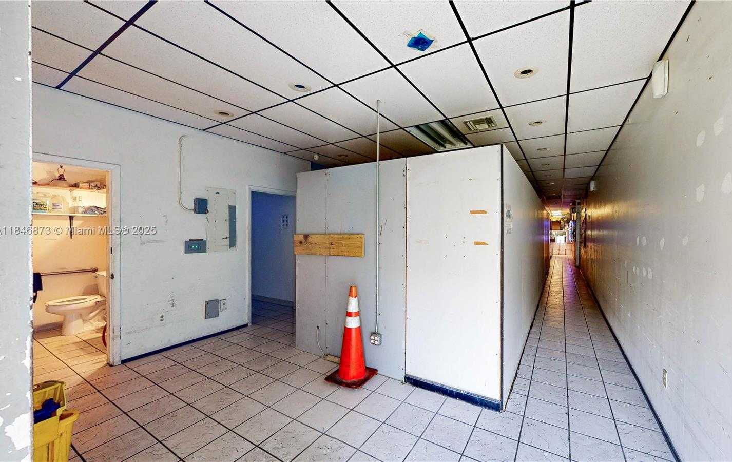 Small Image of 27330 SOUTH DIXIE HWY, Homestead Number 22