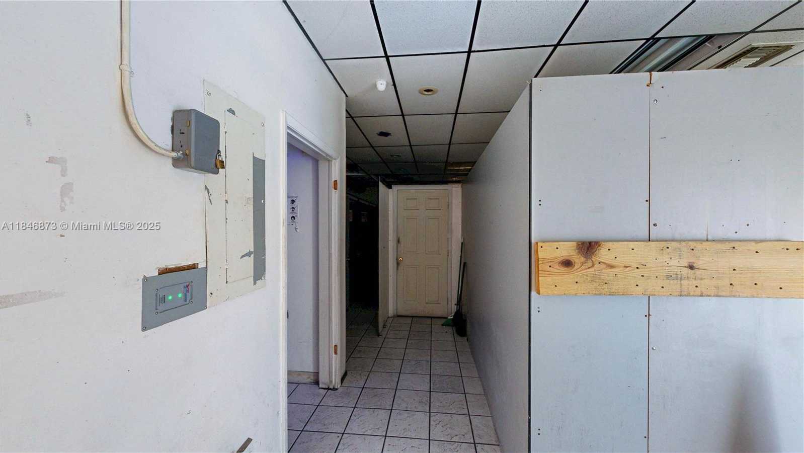 Small Image of 27330 SOUTH DIXIE HWY, Homestead Number 24