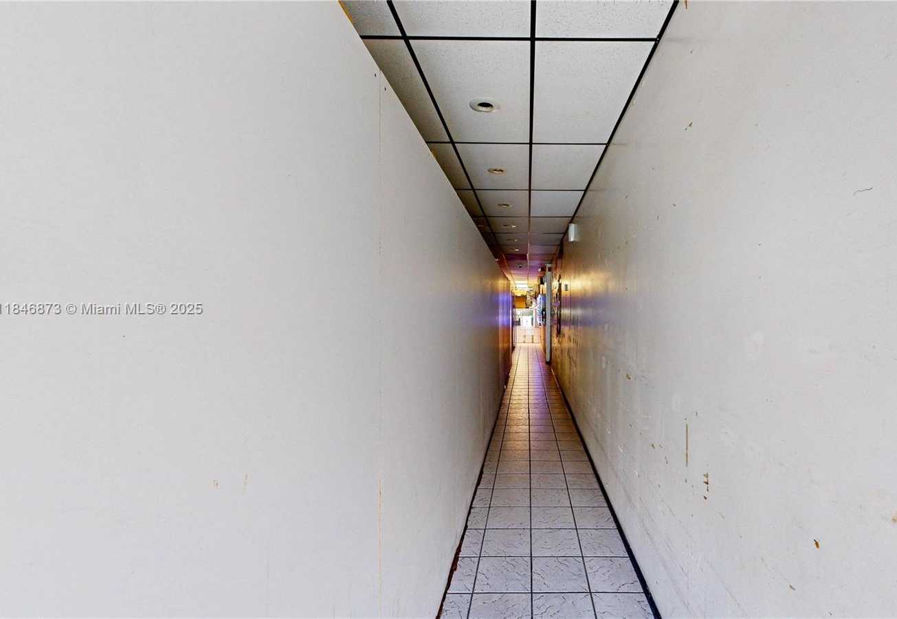 Small Image of 27330 SOUTH DIXIE HWY, Homestead Number 25