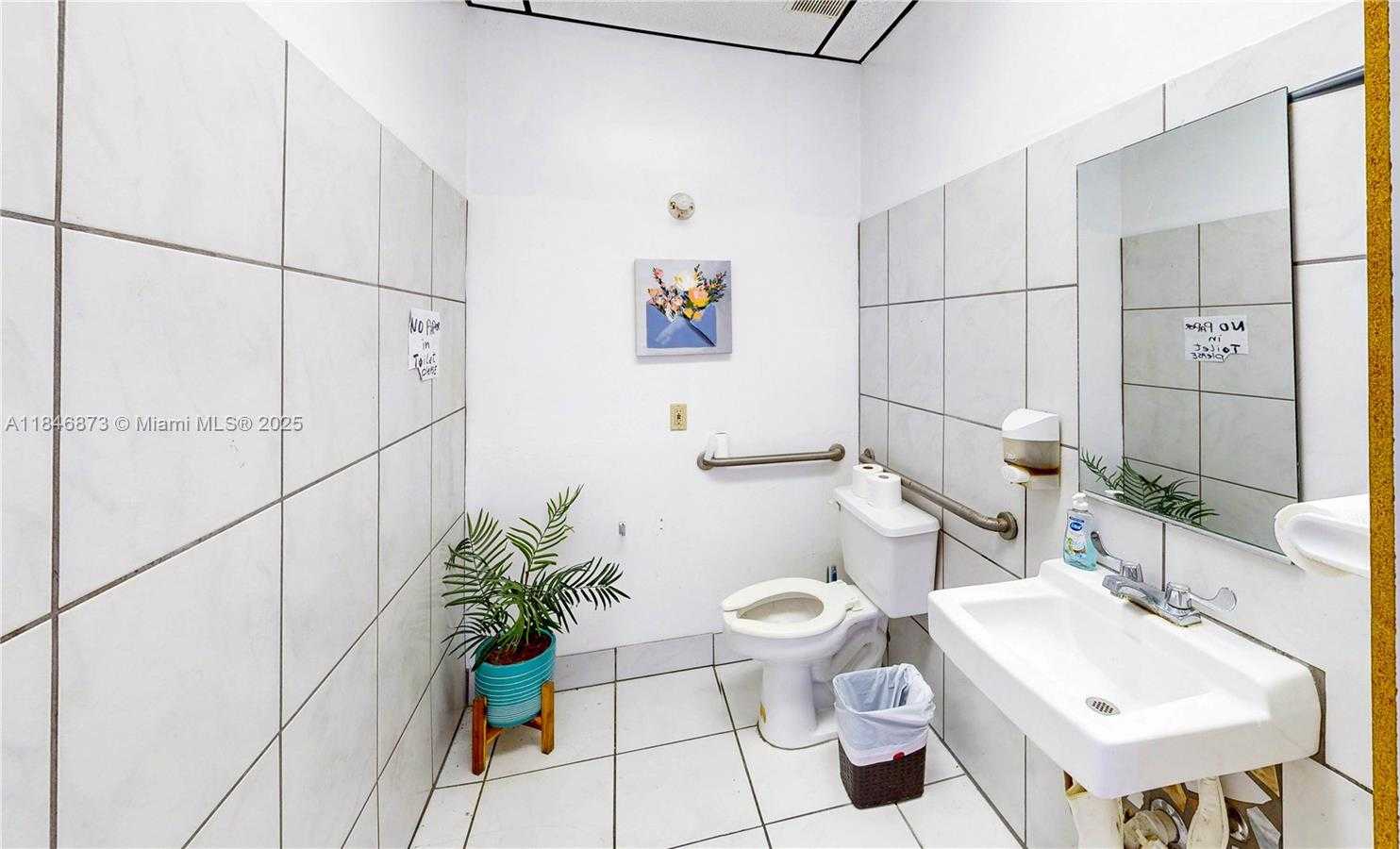 Small Image of 27330 SOUTH DIXIE HWY, Homestead Number 27