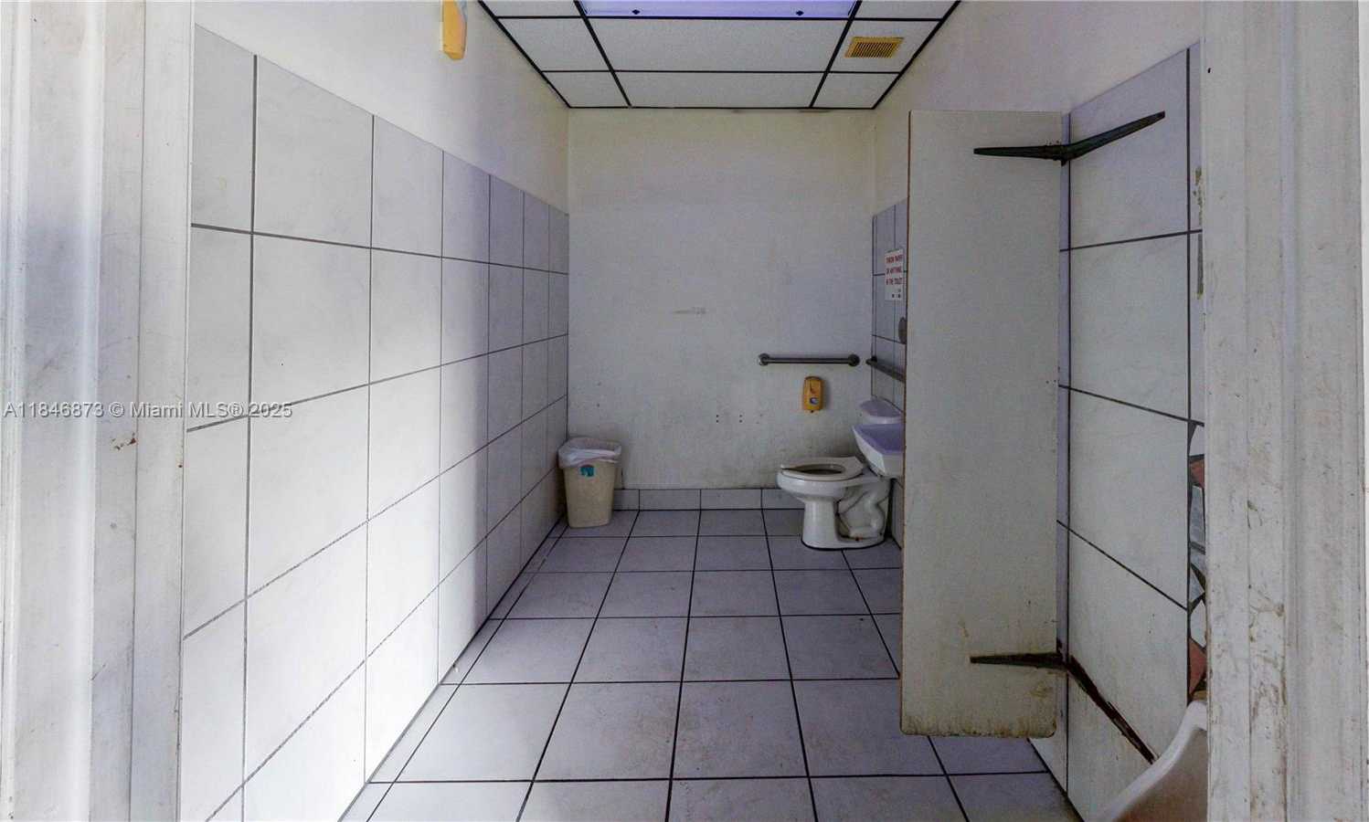 Small Image of 27330 SOUTH DIXIE HWY, Homestead Number 29