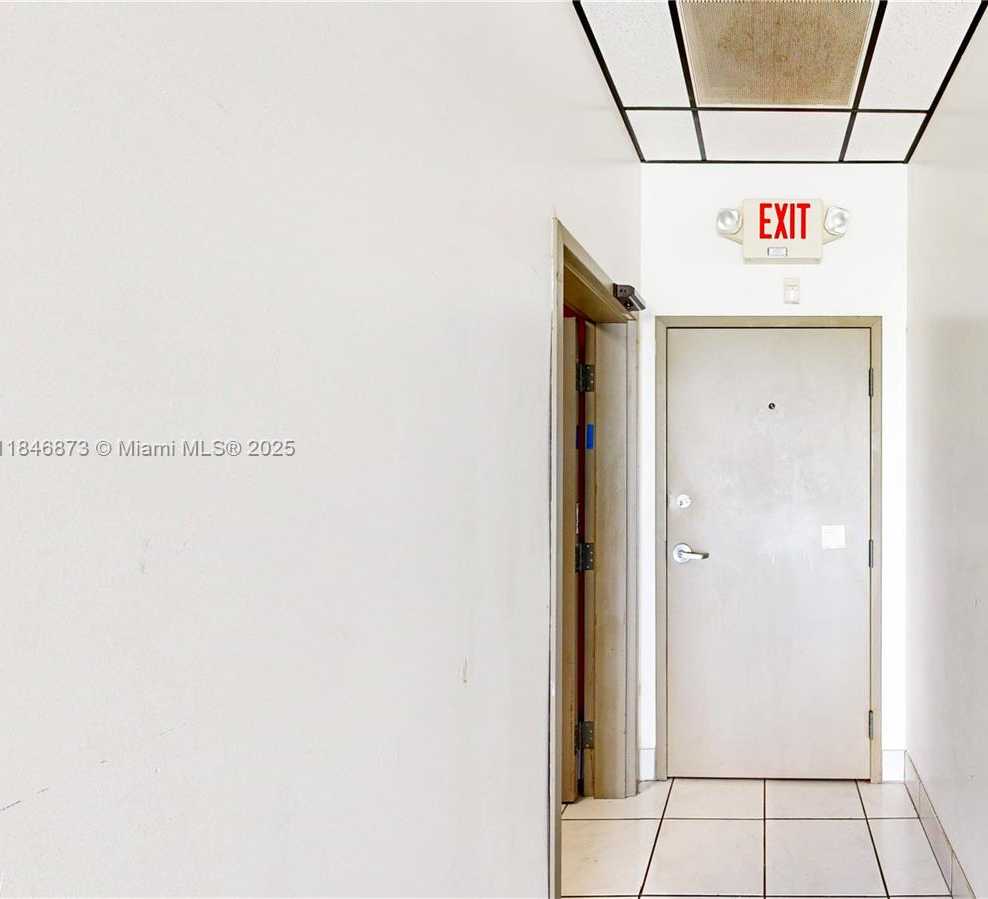 Small Image of 27330 SOUTH DIXIE HWY, Homestead Number 32
