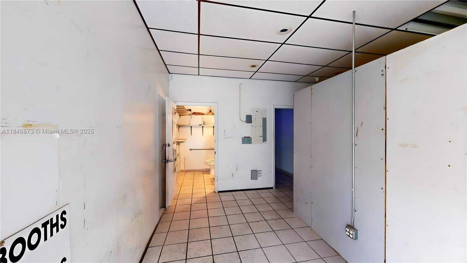 Small Image of 27330 SOUTH DIXIE HWY, Homestead Number 45