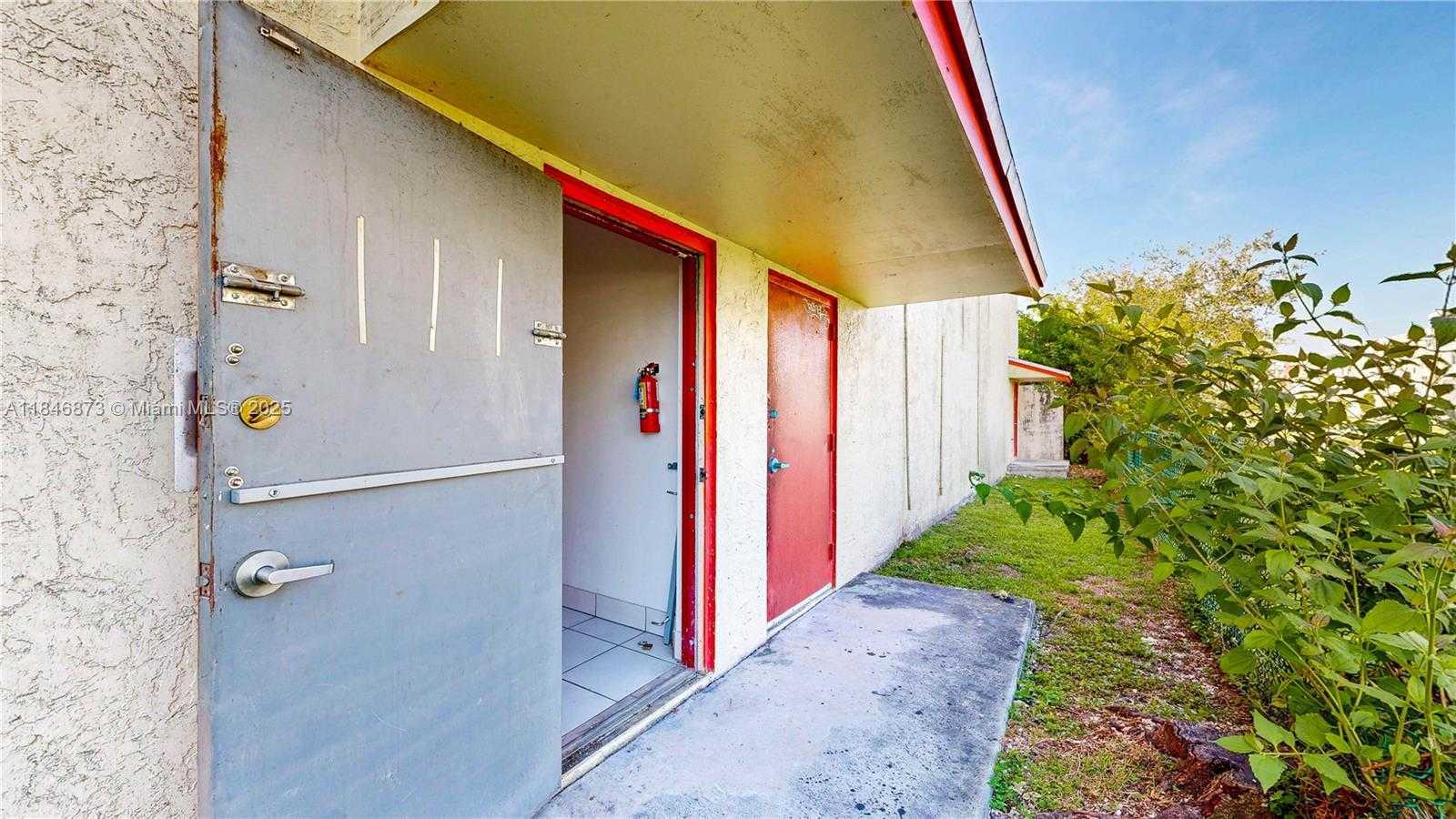 Small Image of 27330 SOUTH DIXIE HWY, Homestead Number 51