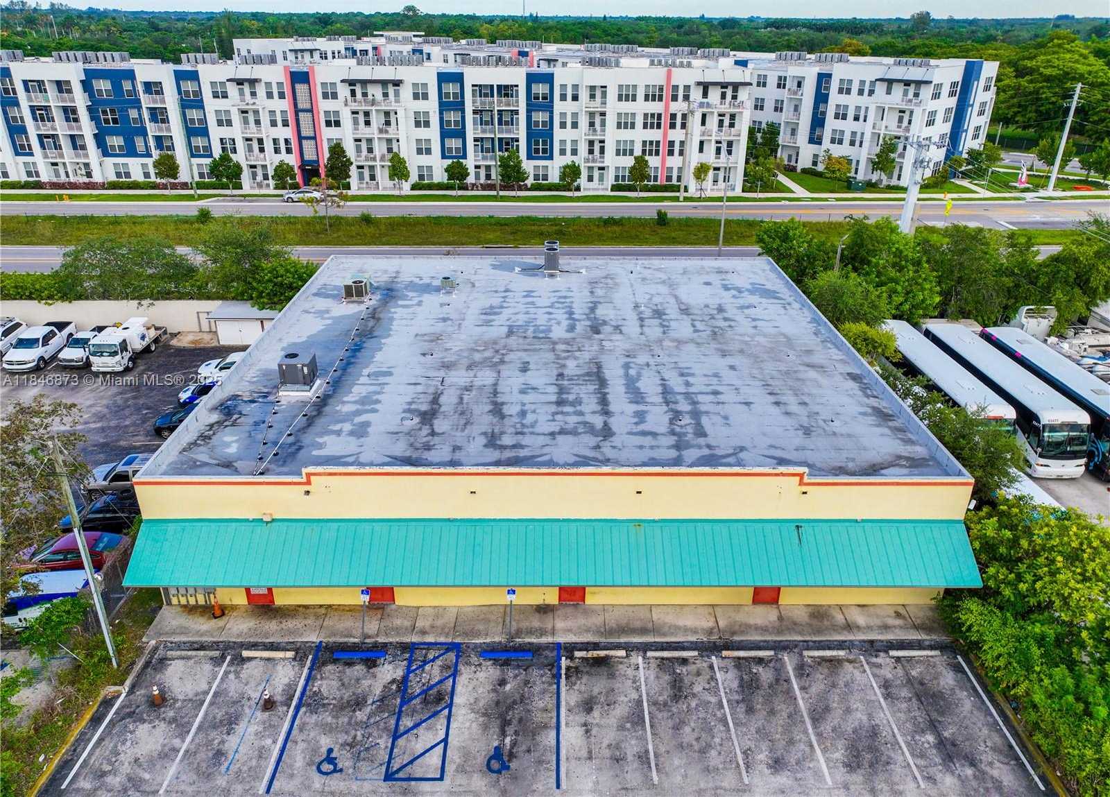 Small Image of 27330 SOUTH DIXIE HWY, Homestead Number 59