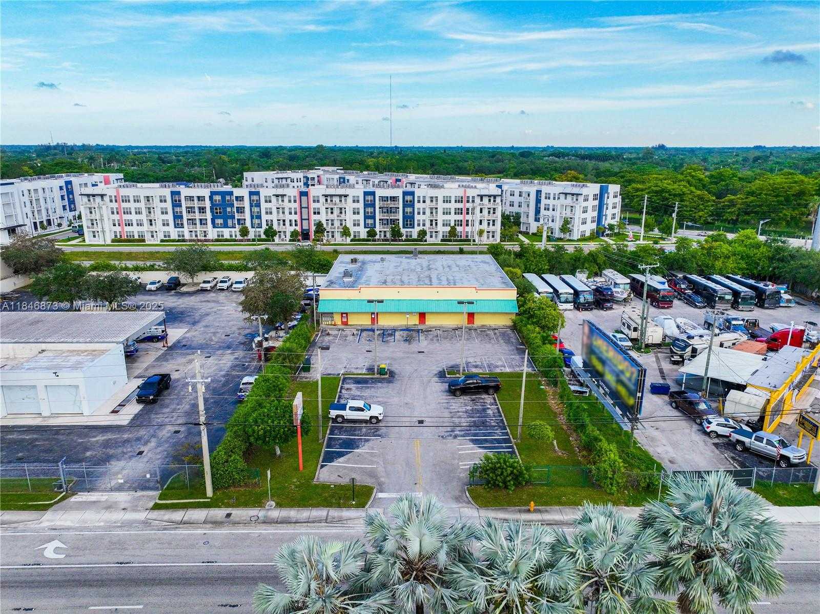 Small Image of 27330 SOUTH DIXIE HWY, Homestead Number 68