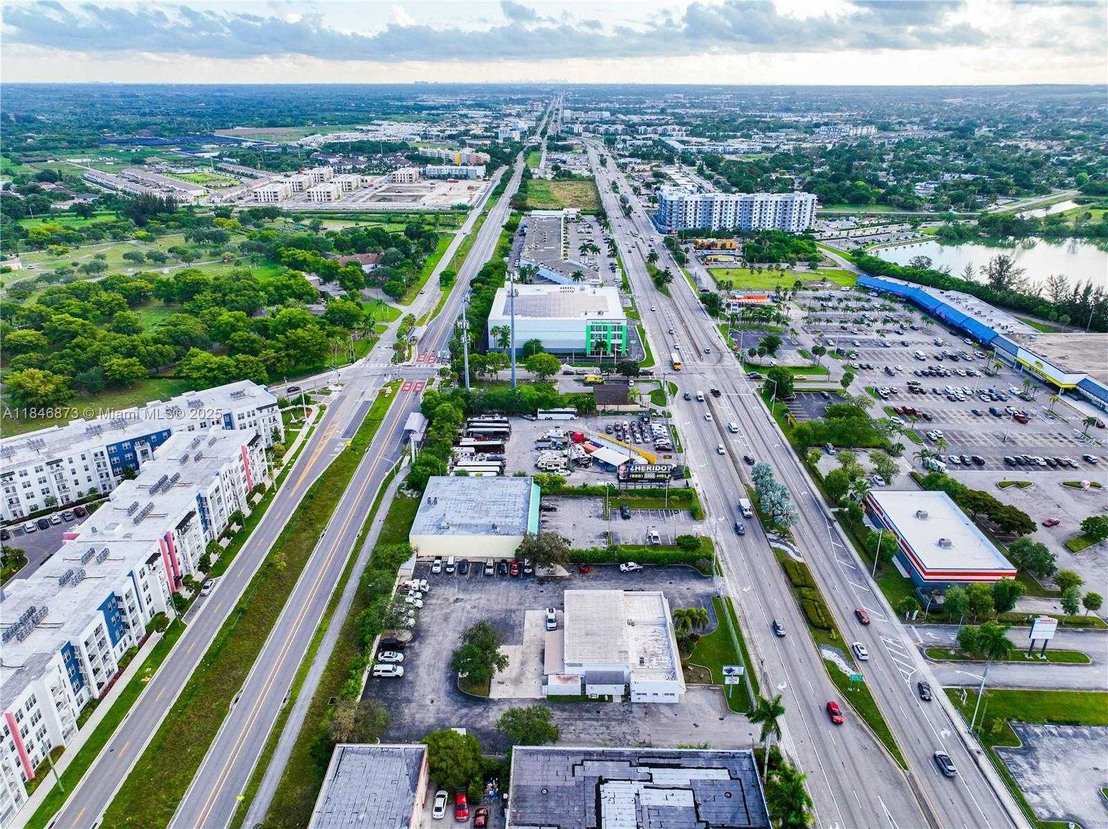Small Image of 27330 SOUTH DIXIE HWY, Homestead Number 74