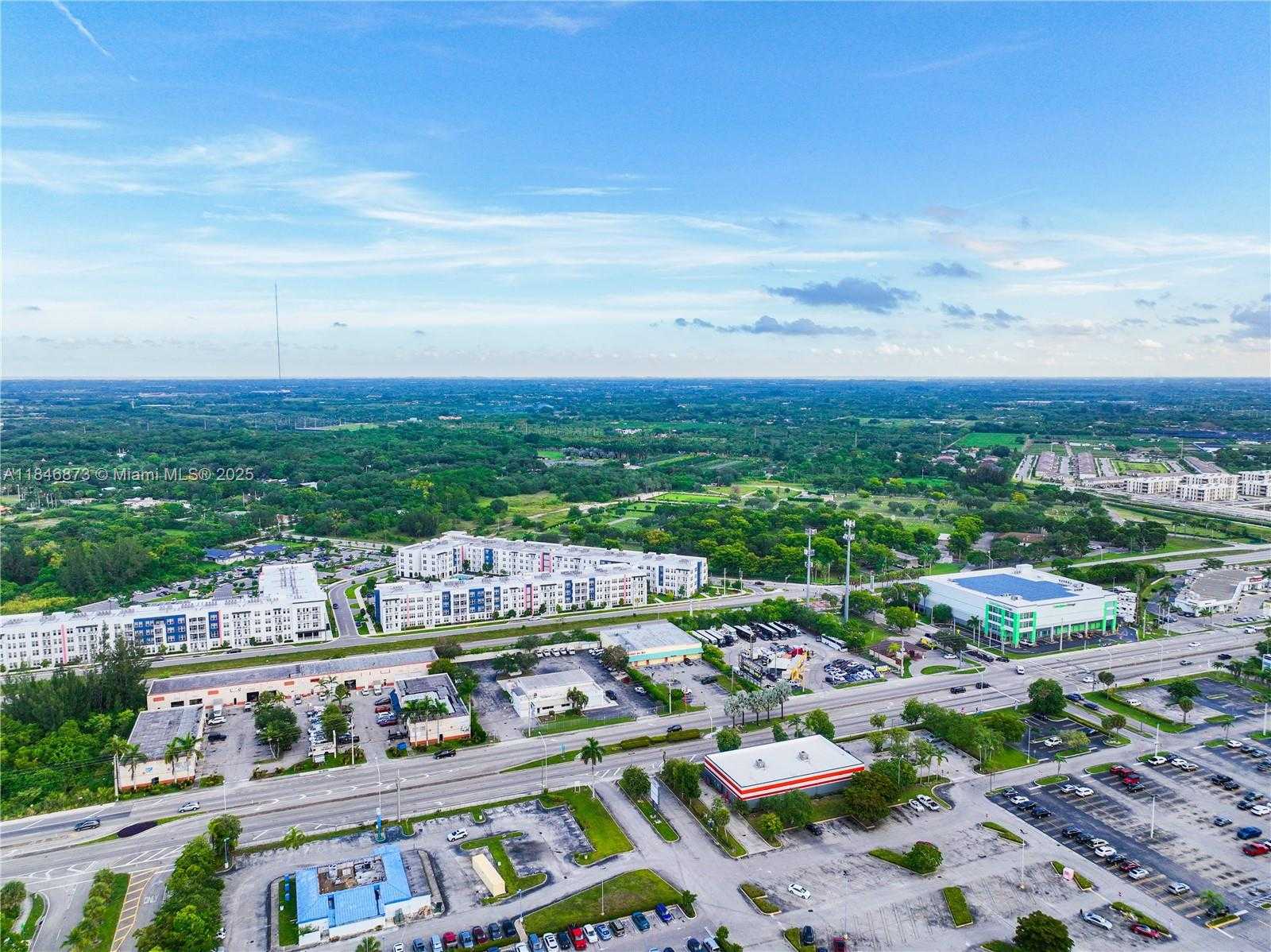 Small Image of 27330 SOUTH DIXIE HWY, Homestead Number 75