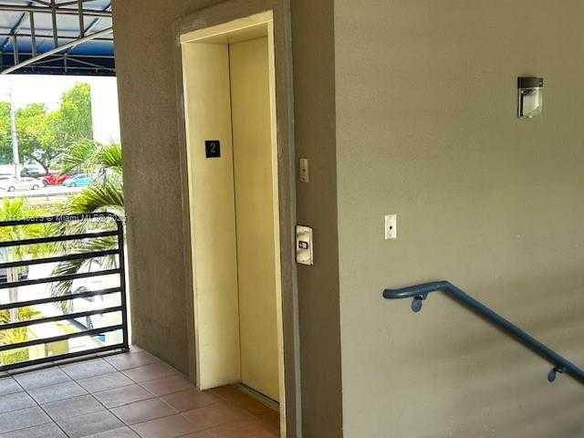 Small Image of 2520 NORTH WEST 97TH AVE #3200, Doral Number 11