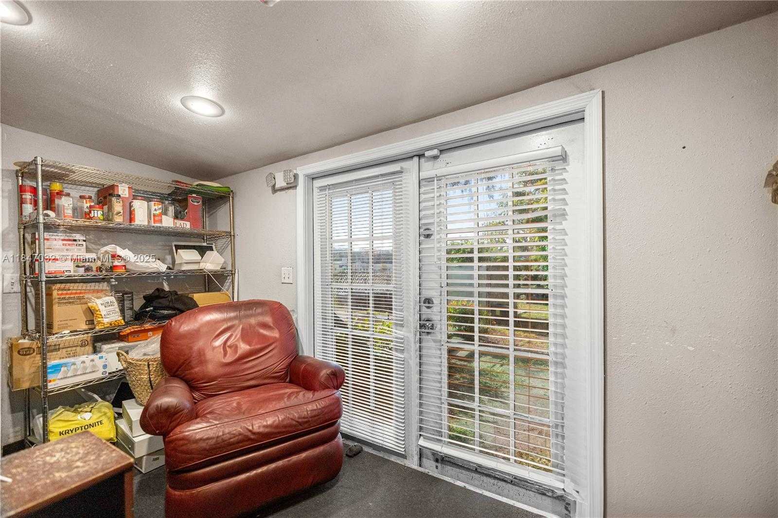 Small Image of 3170 US HIGHWAY 441/27, Other City - In The State Of Florida Number 10