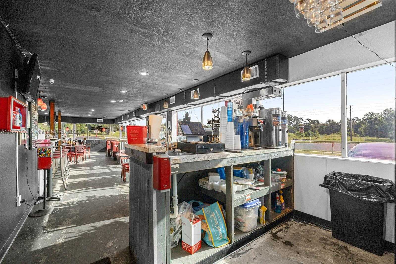 Small Image of 3170 US HIGHWAY 441/27, Other City - In The State Of Florida Number 12