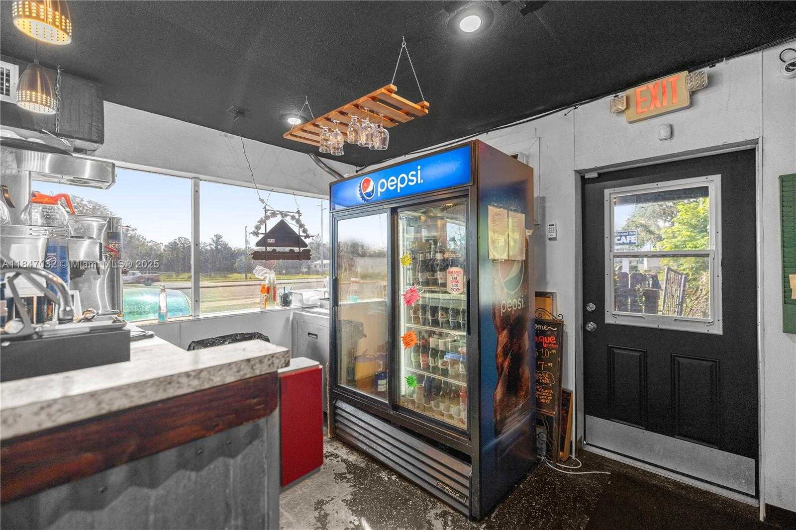 Small Image of 3170 US HIGHWAY 441/27, Other City - In The State Of Florida Number 13