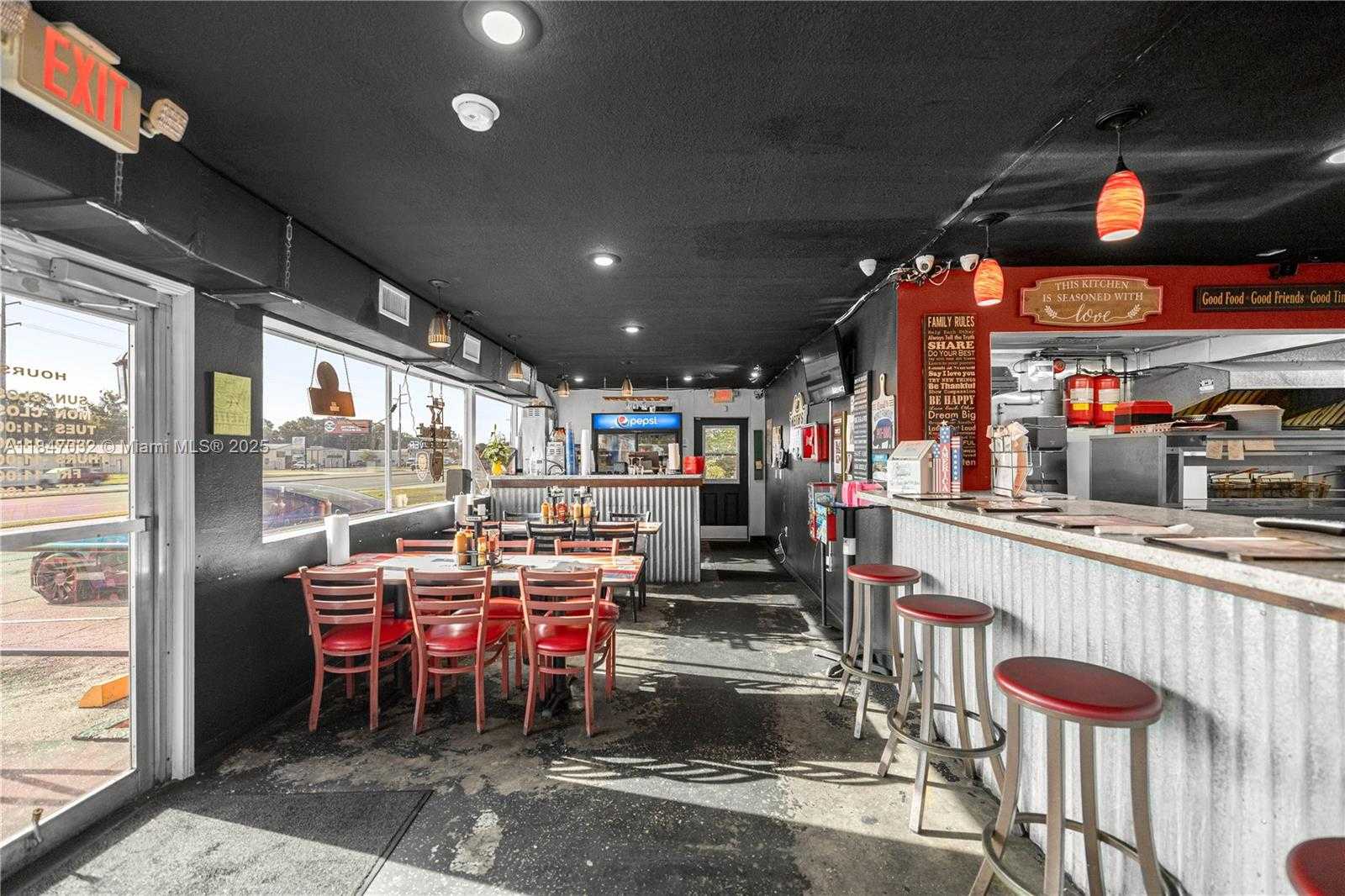 Small Image of 3170 US HIGHWAY 441/27, Other City - In The State Of Florida Number 15