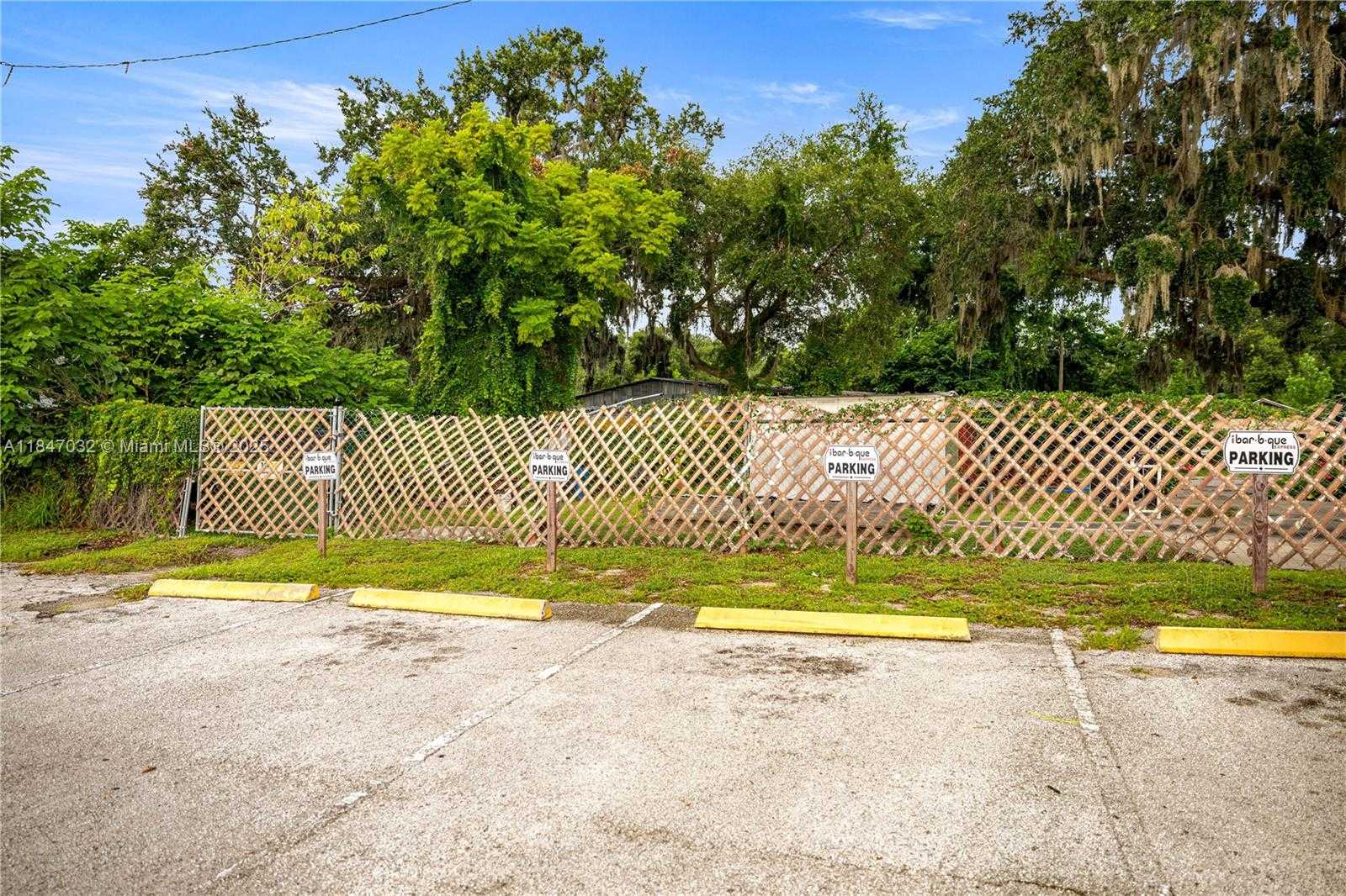 Small Image of 3170 US HIGHWAY 441/27, Other City - In The State Of Florida Number 30