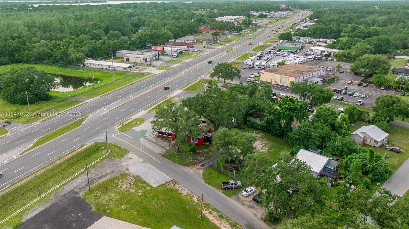 Small Image of 3170 US HIGHWAY 441/27, Other City - In The State Of Florida Number 36