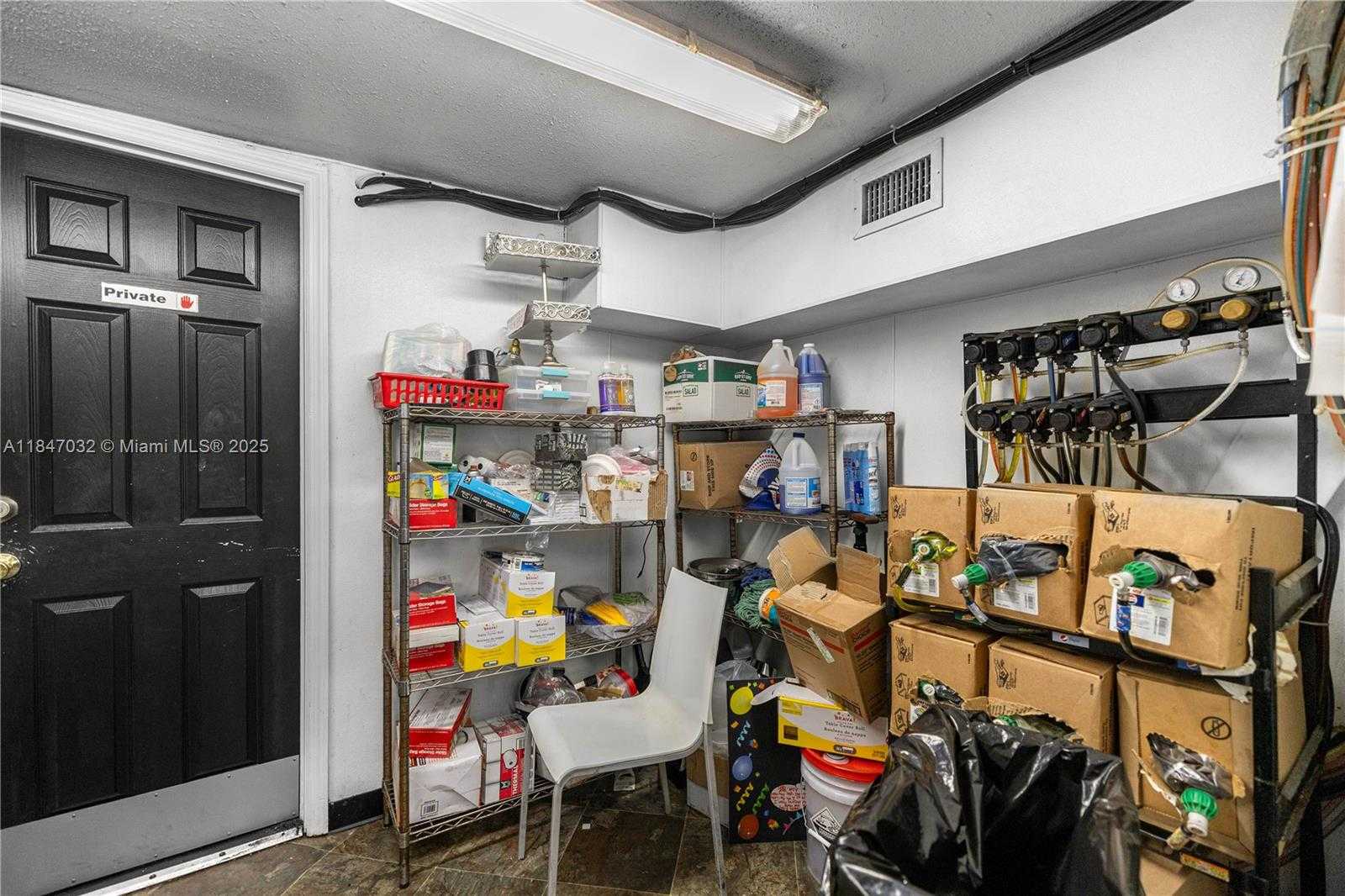 Small Image of 3170 US HIGHWAY 441/27, Other City - In The State Of Florida Number 8