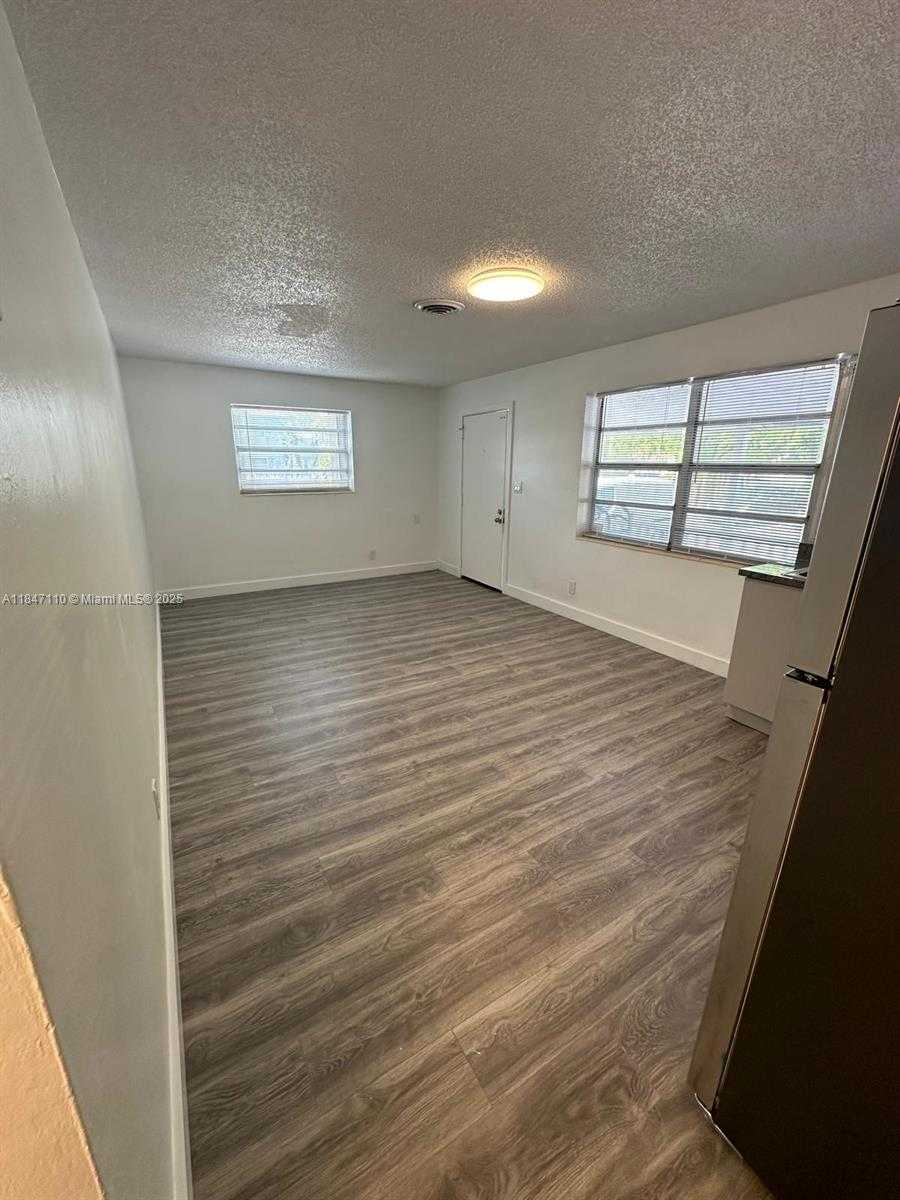 Small Image of 2314 POLK ST, Hollywood Number 12