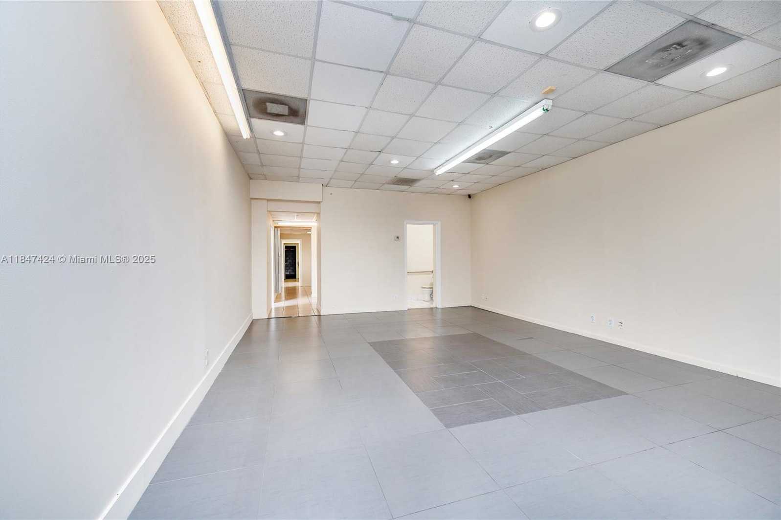 Small Image of 3100 NORTH WEST 72ND AVE #106, Miami Number 13