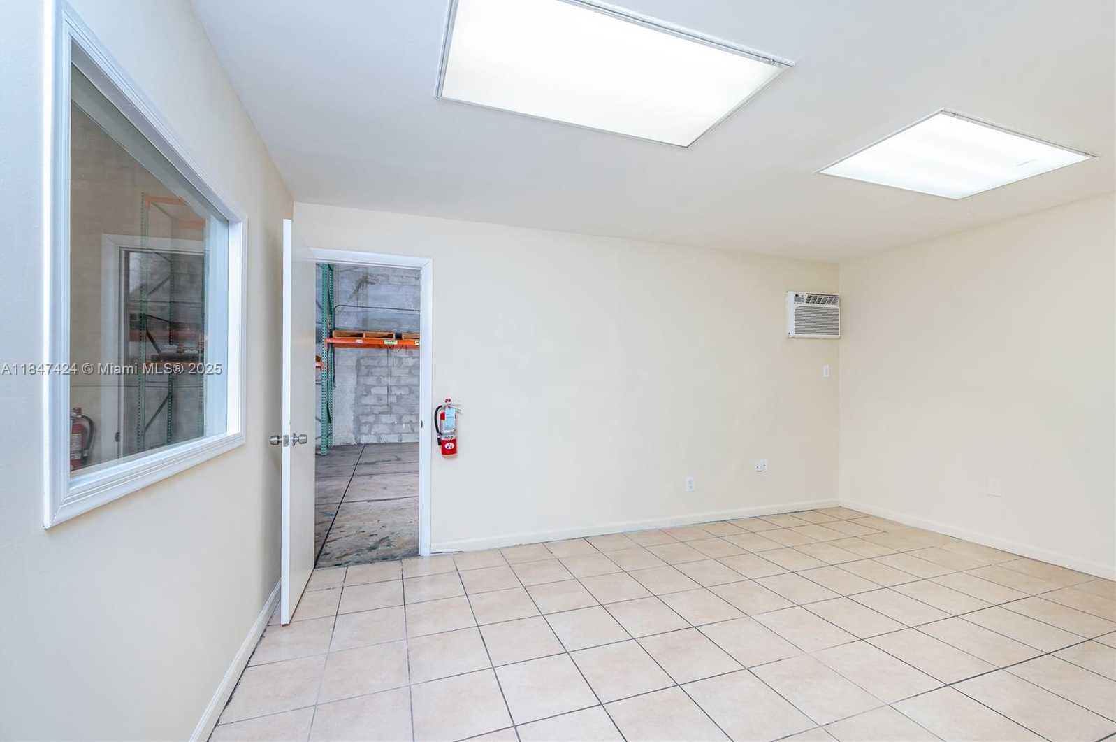Small Image of 3100 NORTH WEST 72ND AVE #106, Miami Number 23
