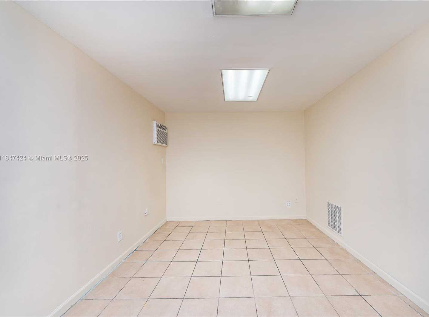 Small Image of 3100 NORTH WEST 72ND AVE #106, Miami Number 24