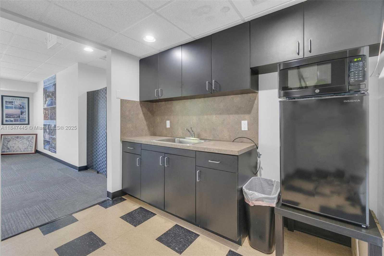 Small Image of 1222 SOUTH ANDREWS AVE #503, Fort Lauderdale Number 10
