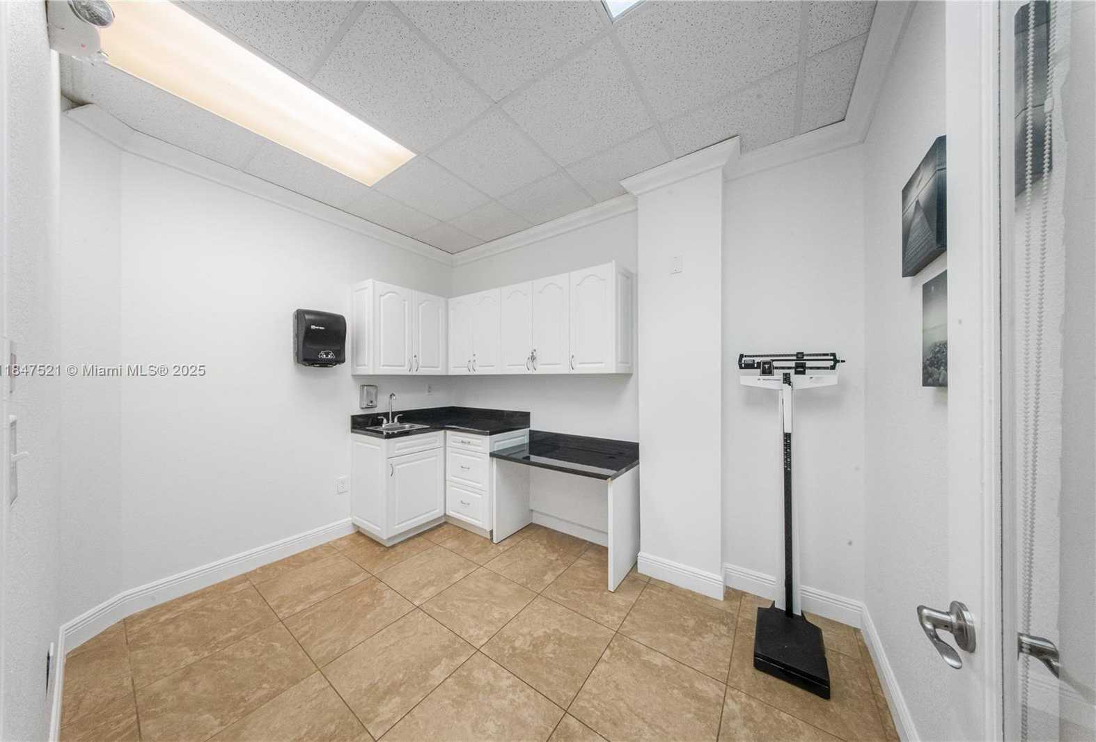 Small Image of 9560 SOUTH WEST 107TH AVE #106A, Miami Number 11