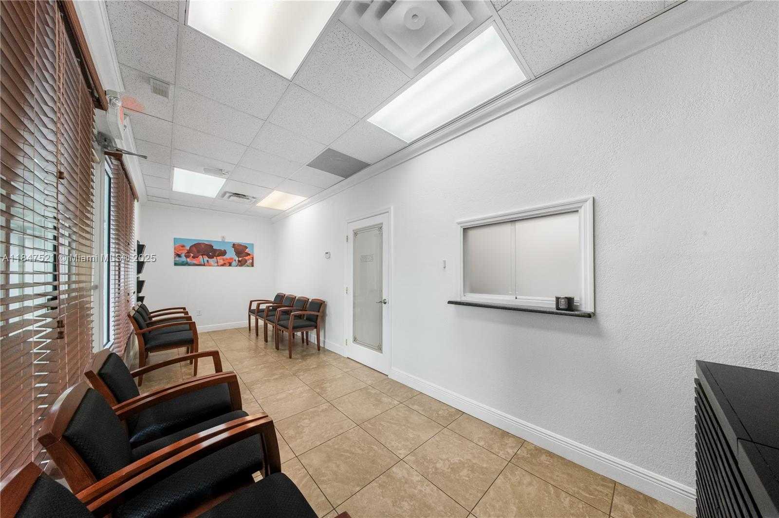 Small Image of 9560 SOUTH WEST 107TH AVE #106A, Miami Number 3