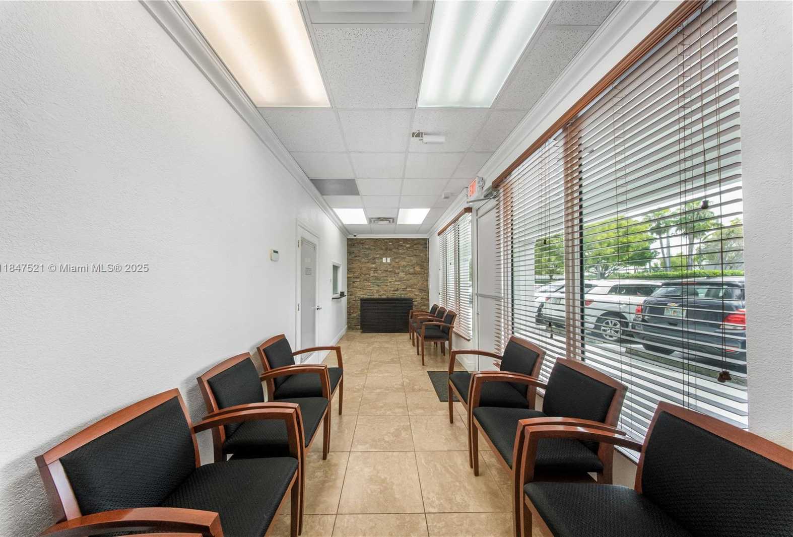 Small Image of 9560 SOUTH WEST 107TH AVE #106A, Miami Number 4