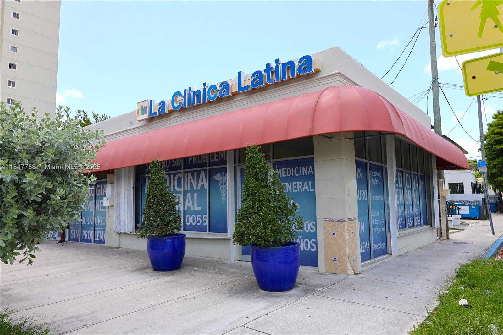Small Image of 1058 SOUTH WEST 1ST ST, Miami Number 3