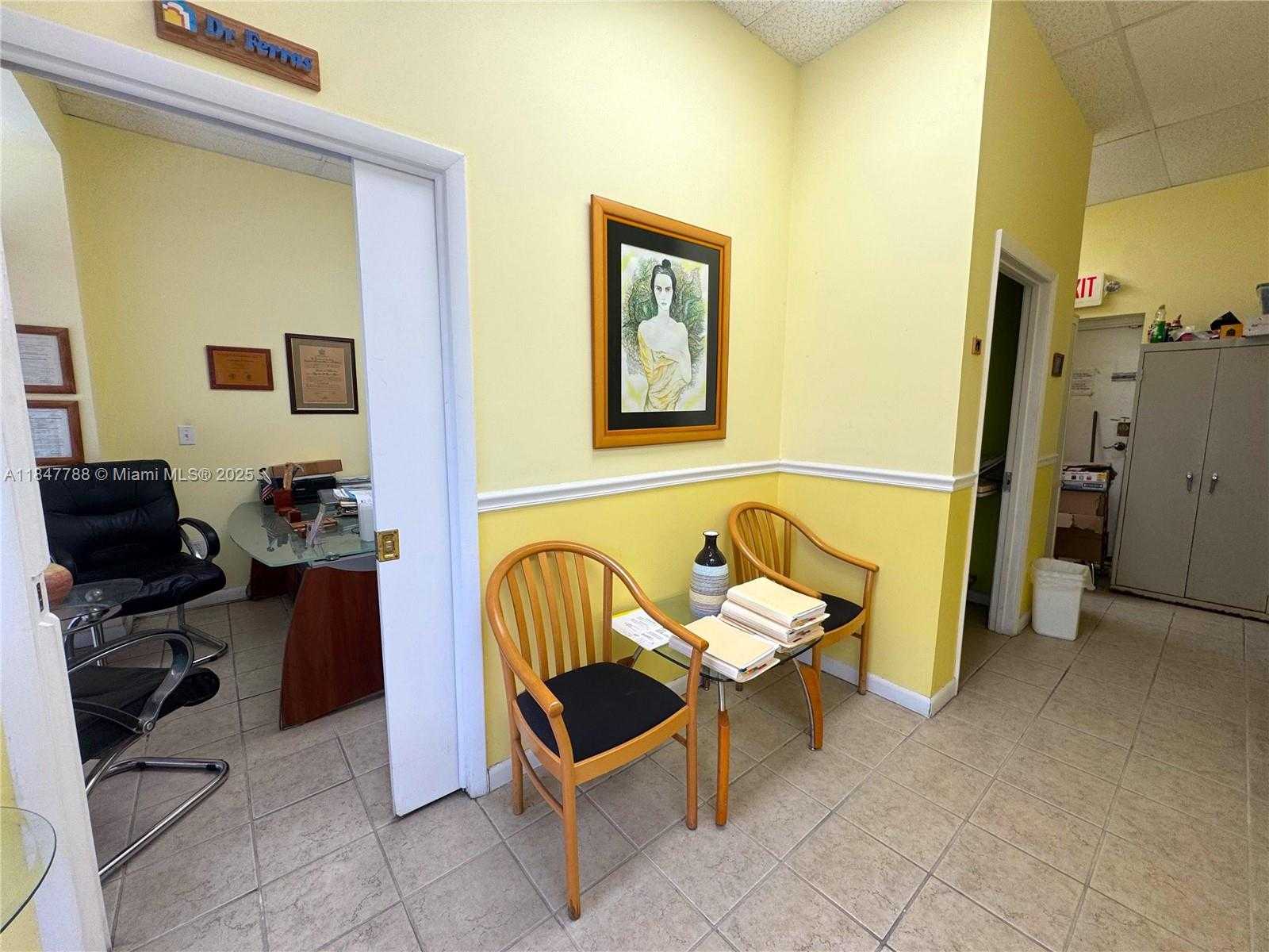 Small Image of 1058 SOUTH WEST 1ST ST, Miami Number 5