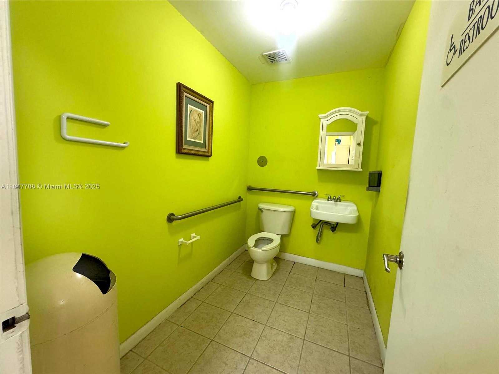 Small Image of 1058 SOUTH WEST 1ST ST, Miami Number 6