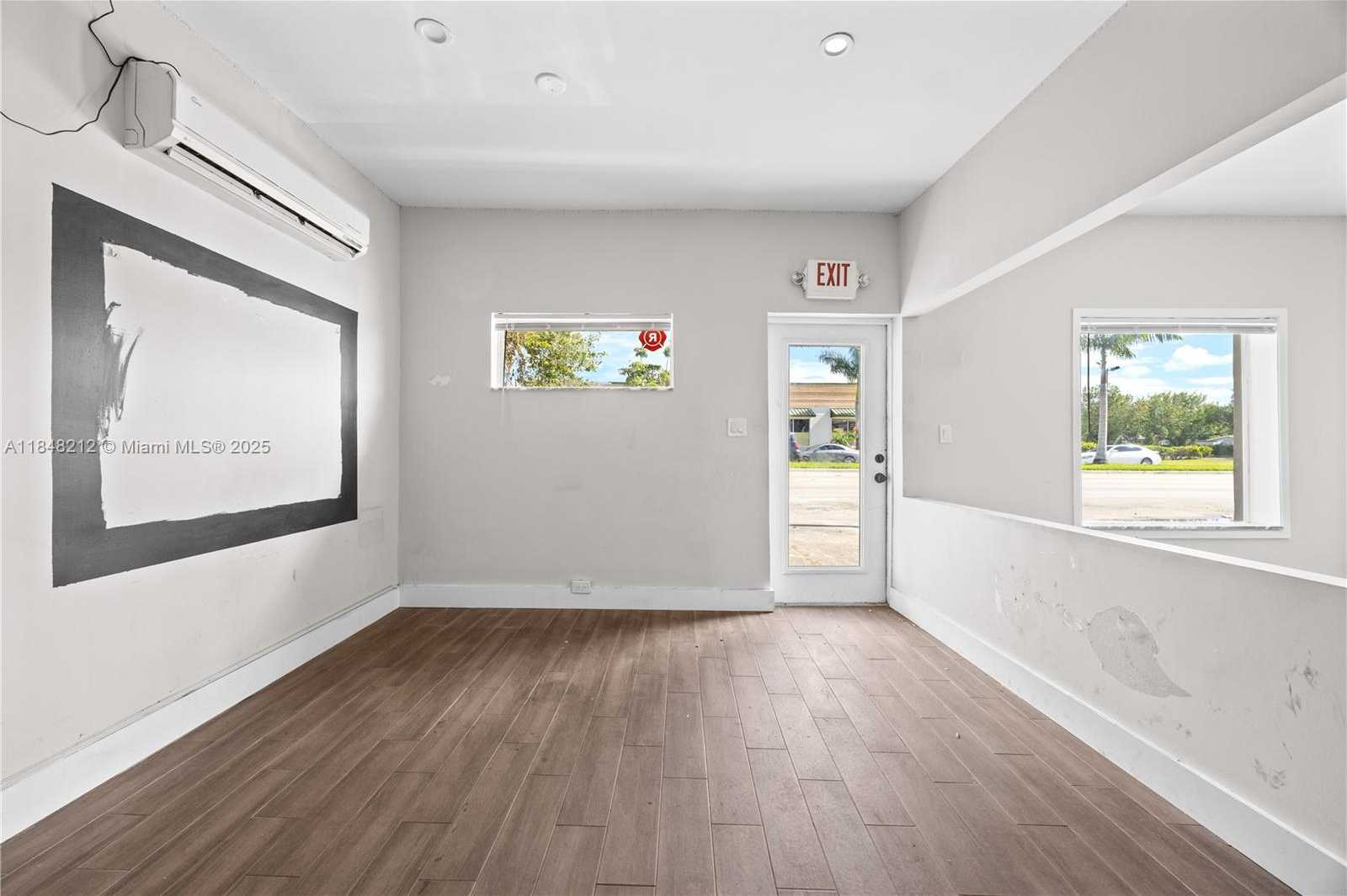 Small Image of 4151 WEST HALLANDALE BEACH BLVD, West Park Number 4