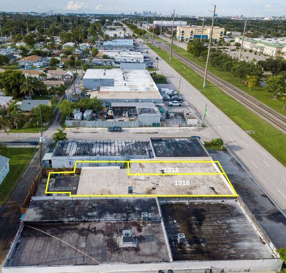 Small Image of 1316 NORTH DIXIE HWY #1316, Hollywood Number 12