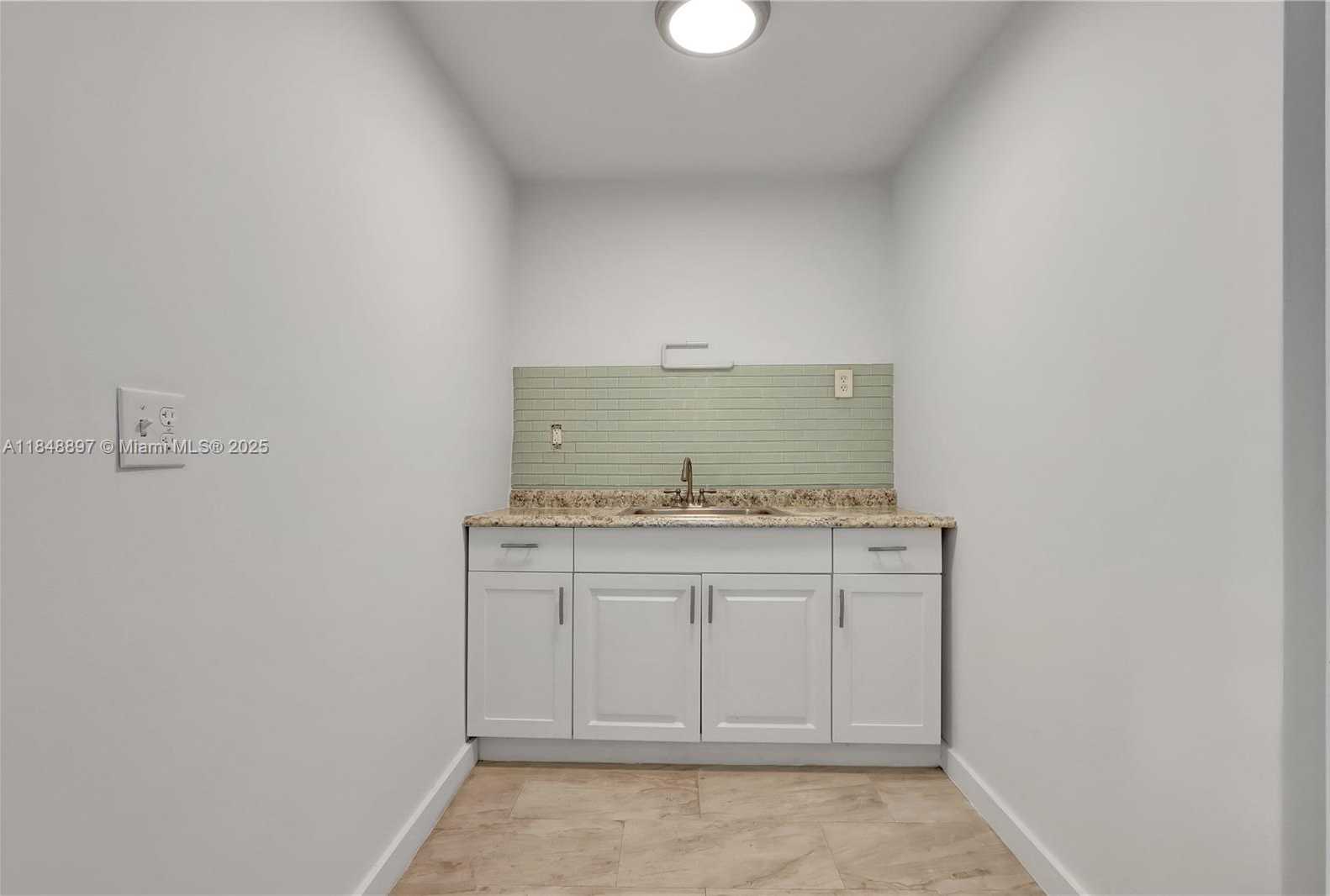 Small Image of 7000 NORTH WEST 2ND AVE #7010, Miami Number 3